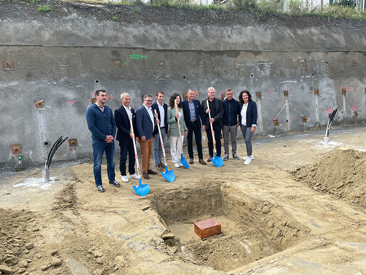 Cornerstone ceremony Linde